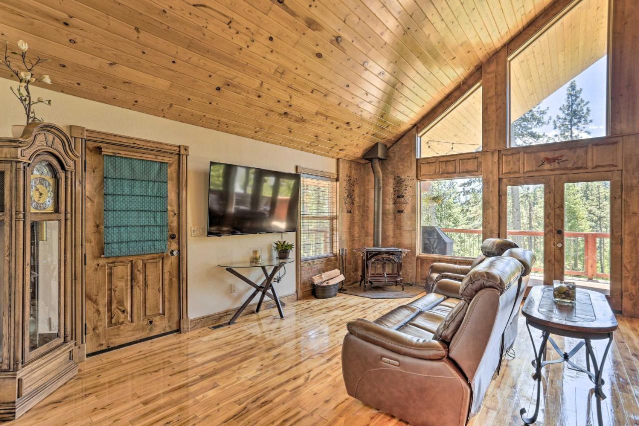 Updated Garden Valley Home With Fire Pit And Game Room Crouch Exterior photo