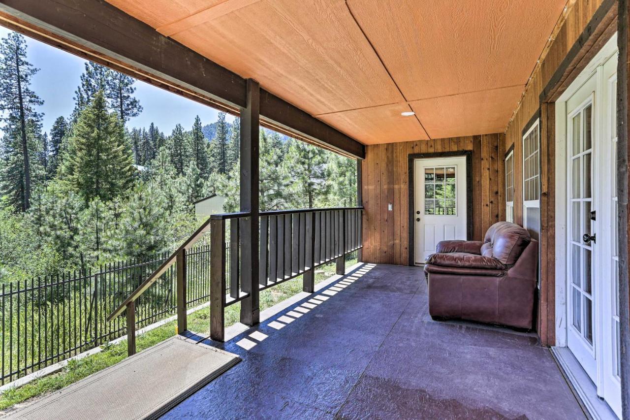 Updated Garden Valley Home With Fire Pit And Game Room Crouch Exterior photo