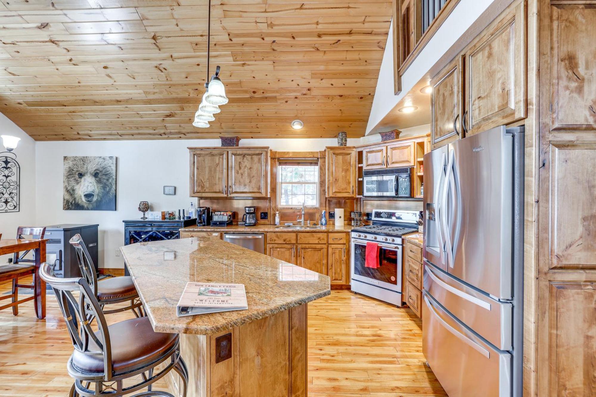 Updated Garden Valley Home With Fire Pit And Game Room Crouch Exterior photo